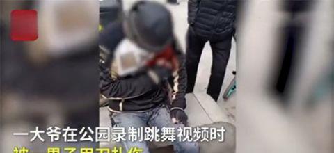 国产整蛊老大爷视频,笑料百出，揭秘民间搞笑高手