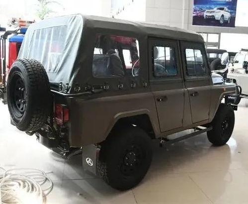 国产神车212越野视频,勇闯极限，征服山川！