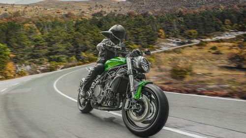 国产机车视频驾驶,视频中的速度与激情