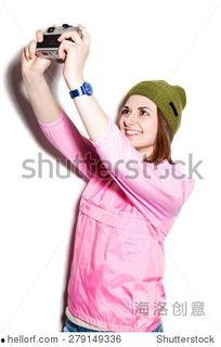 国产粉色衣服女孩视频,国产视频中的青春魅力瞬间