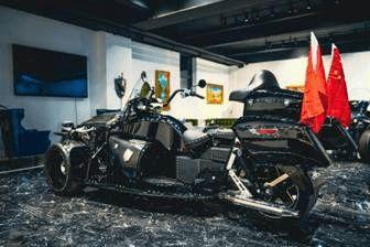 国产摩托车碰撞视频播放,惊心动魄的视觉冲击